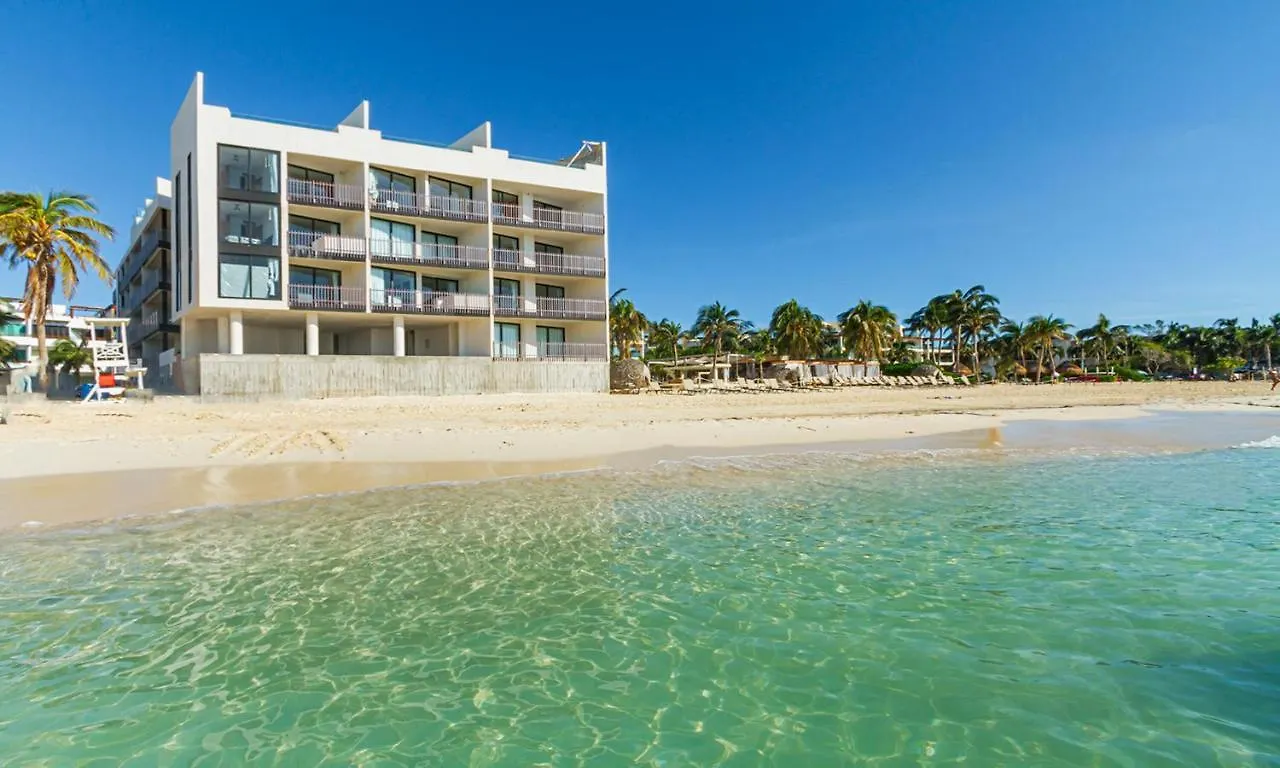 Ocean Blue Front Beach Apartamento Playa del Carmen