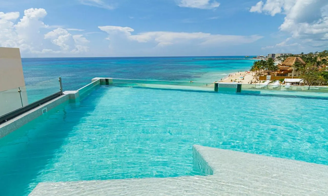 Ocean Blue Front Beach Apartment Playa del Carmen Mexico