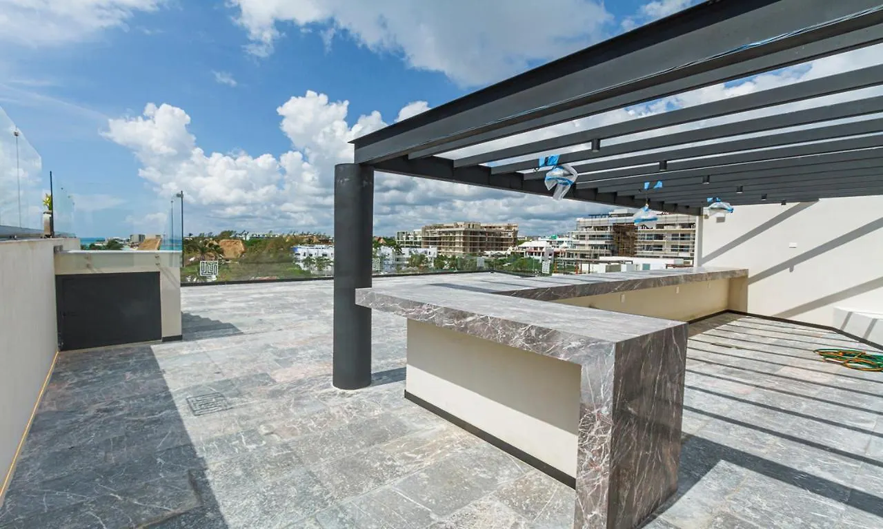 Ocean Blue Front Beach Apartment Playa del Carmen